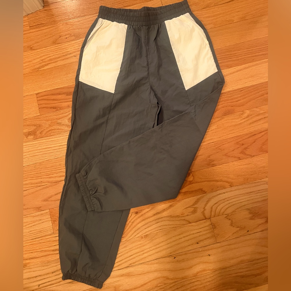 Fabletics Two-Tone Joggers